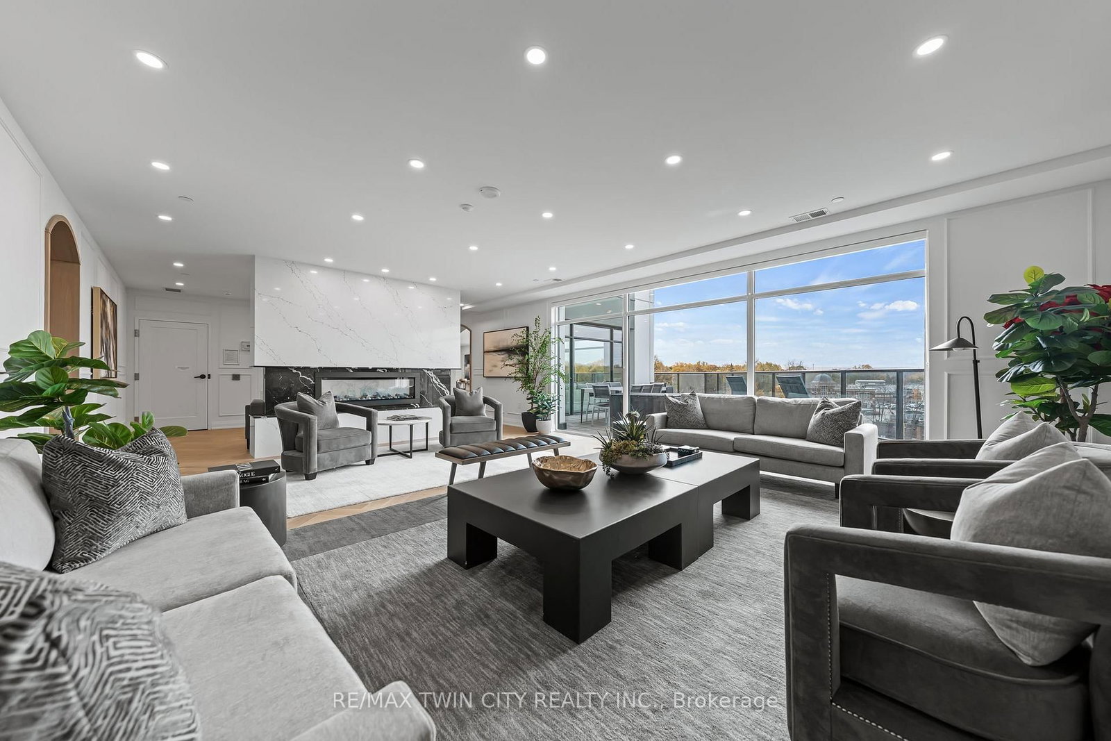 71 Wyndham Street S • #601 • Guelph, ON photo 37