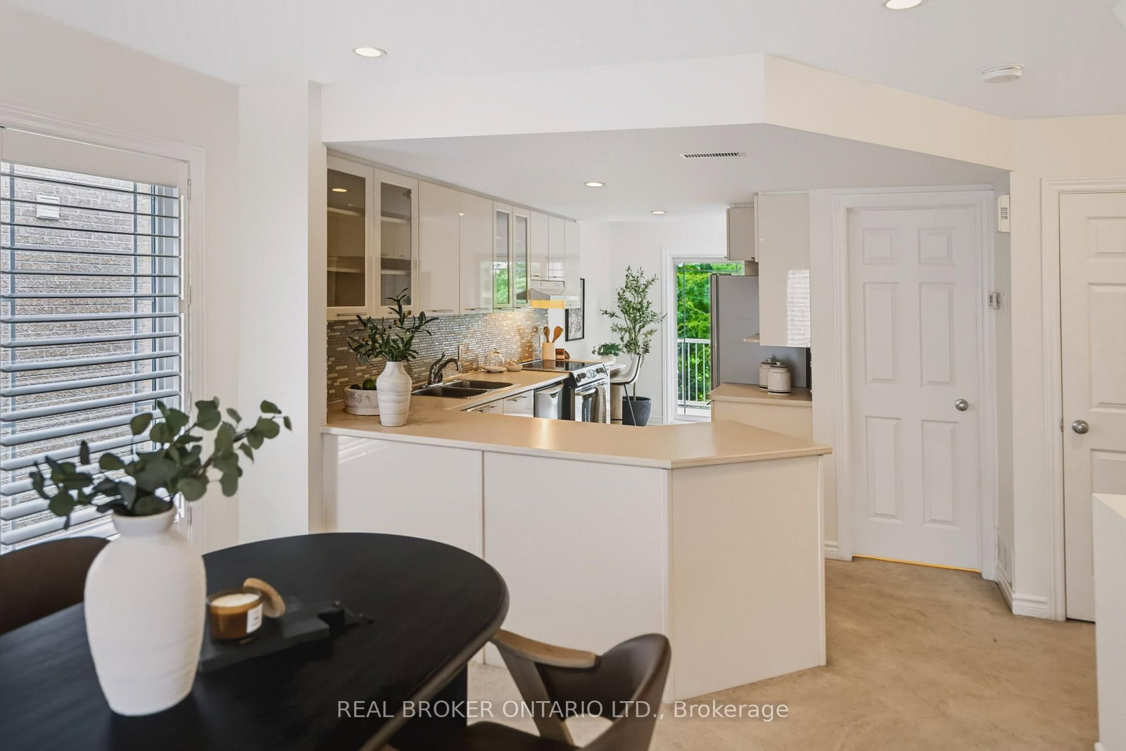 325 Paseo Private • #79 • Ottawa, ON photo 5