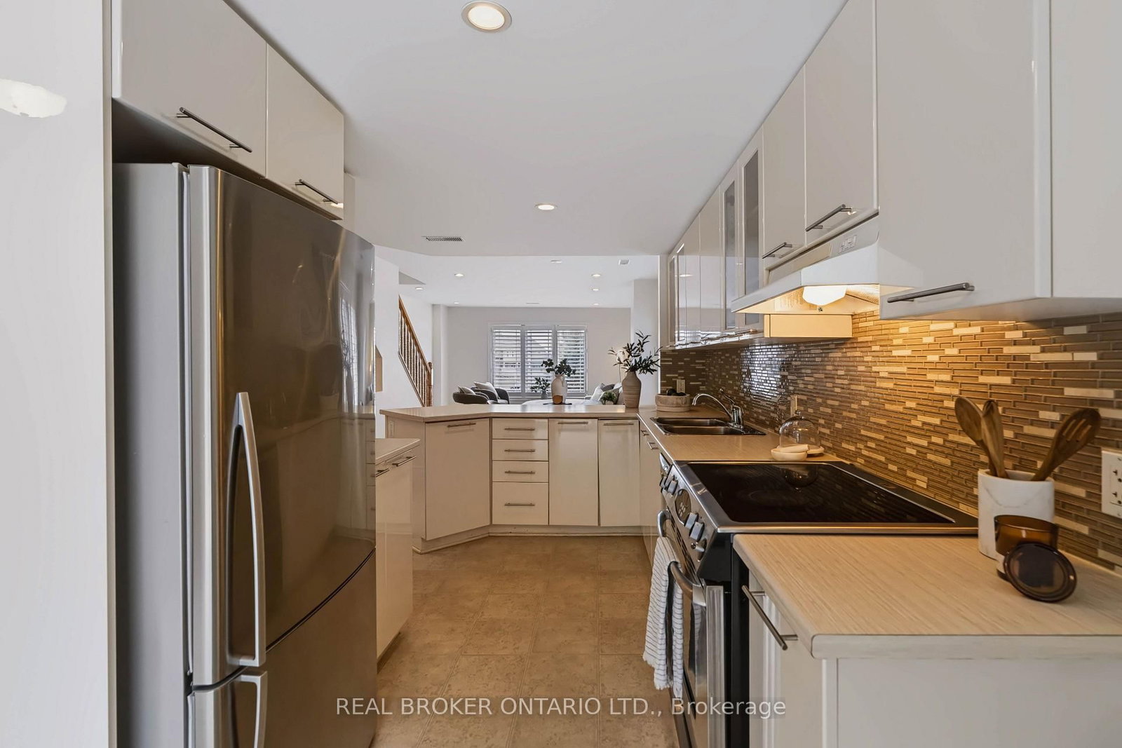 325 Paseo Private • #79 • Ottawa, ON photo 9