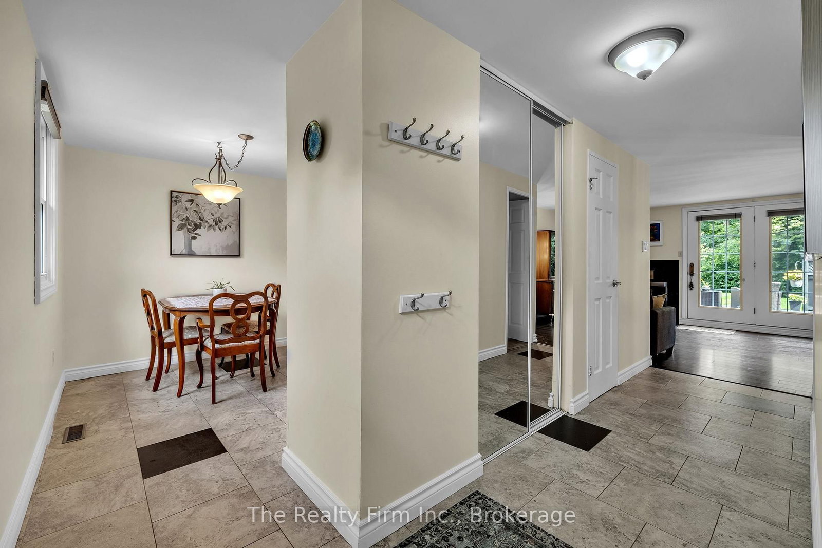 598 Durham Crescent • #12 • Woodstock, ON photo 6