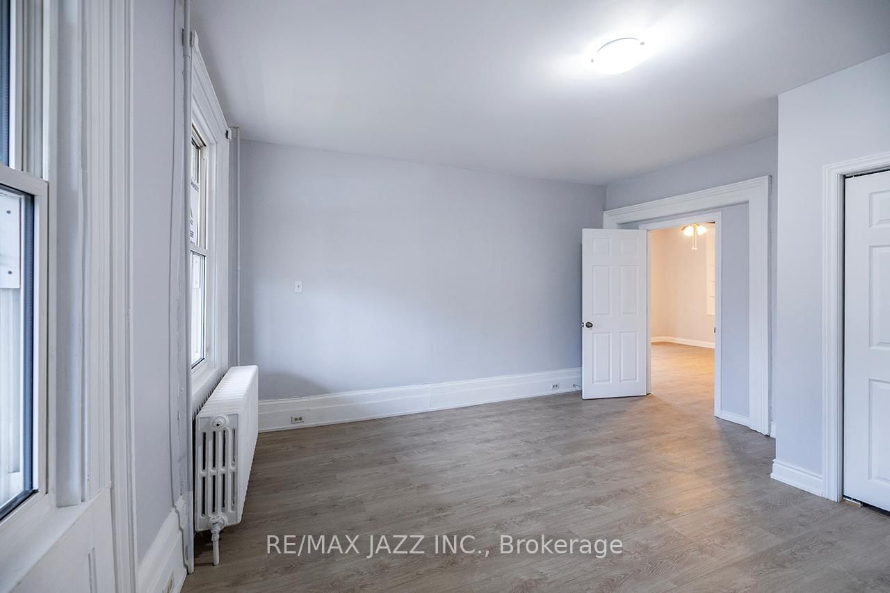 221 Walton Street • Port Hope, ON photo 10