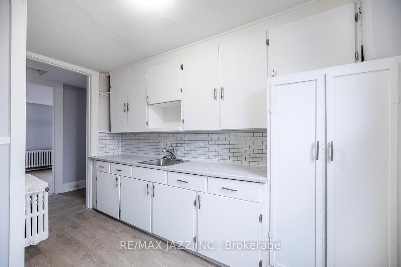 221 Walton Street • Port Hope, ON photo 19