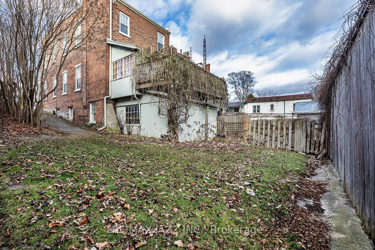 221 Walton Street • Port Hope, ON photo 44