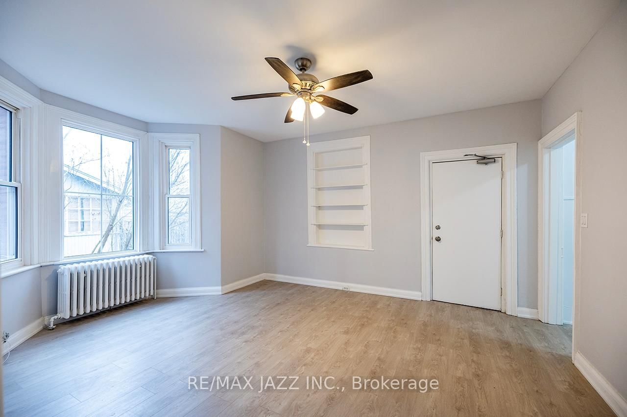 221 Walton Street • Port Hope, ON photo 8