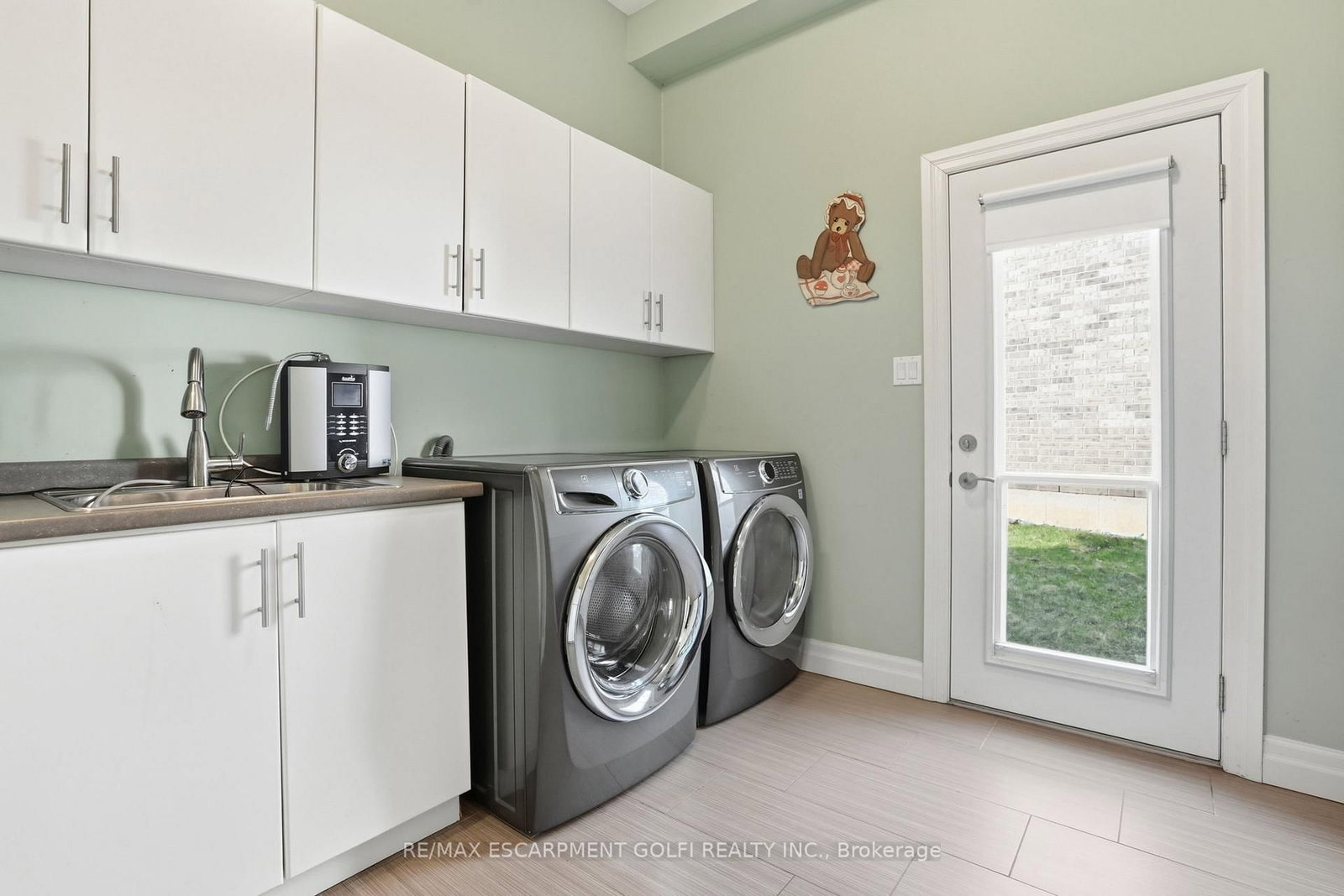234 Fair Street • Hamilton, ON photo 15