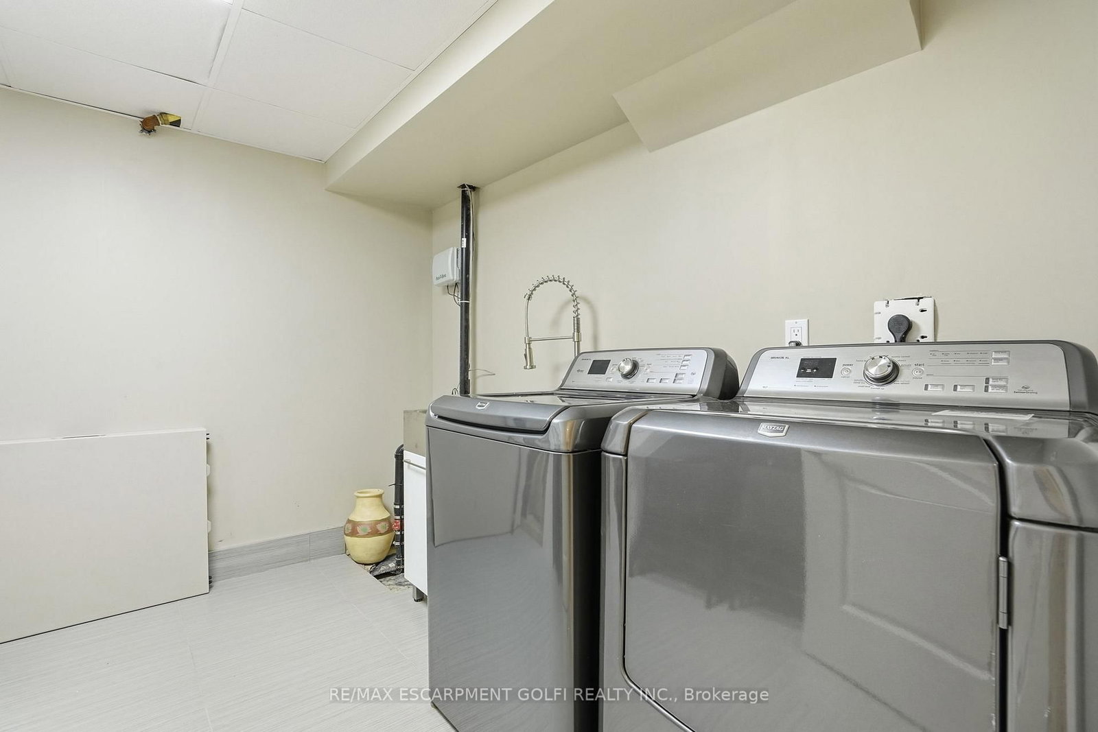 234 Fair Street • Hamilton, ON photo 27
