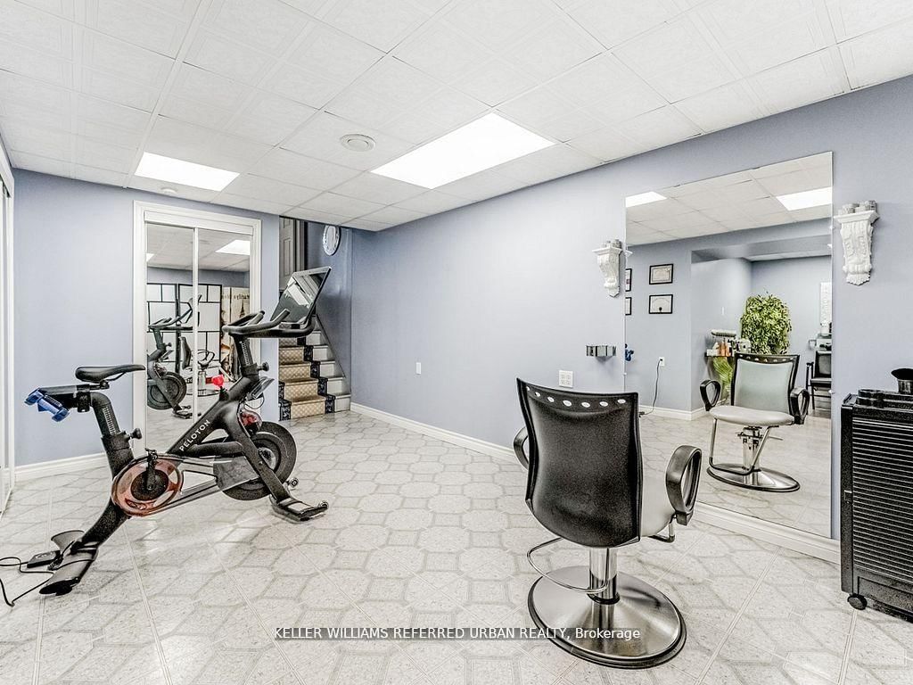 1166 Upper Wentworth Street E • Hamilton, ON photo 26