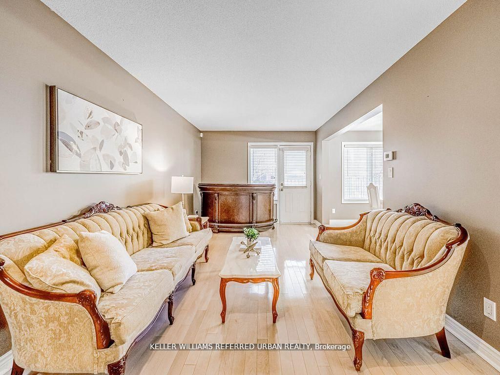 1166 Upper Wentworth Street E • Hamilton, ON photo 6