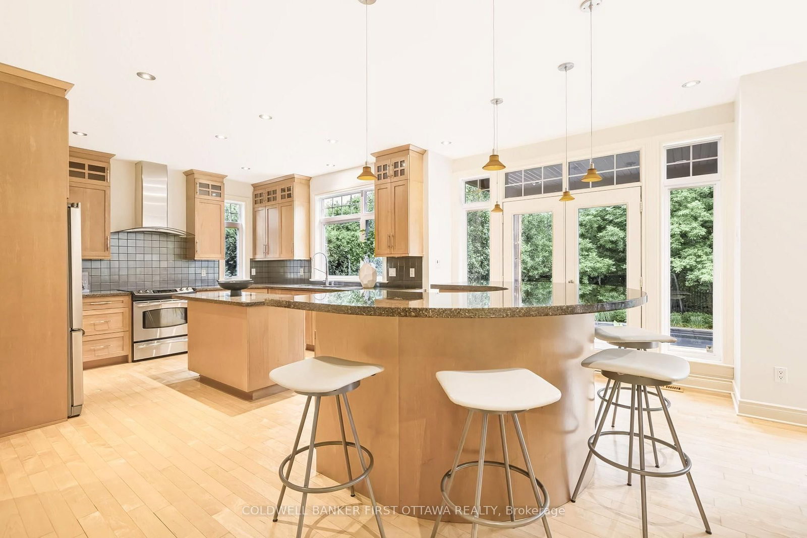 48 BERT G ARGUE Drive • Stittsville, ON photo 12