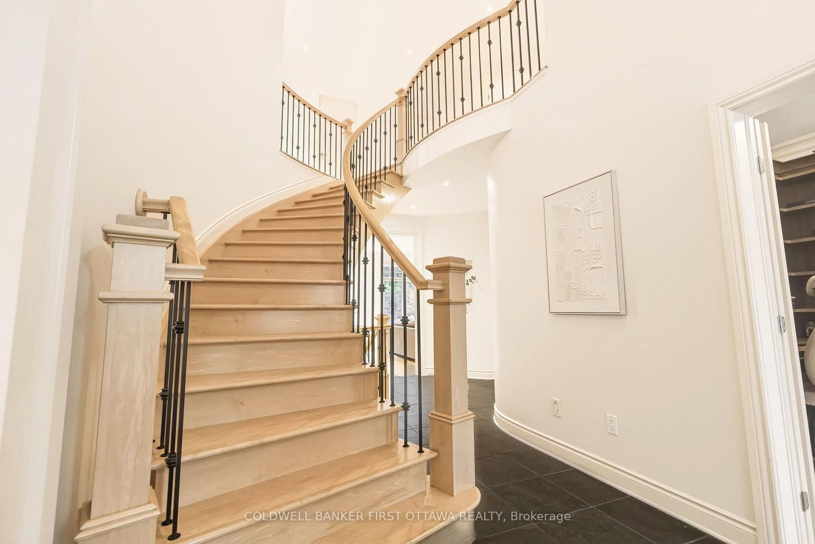 48 BERT G ARGUE Drive • Stittsville, ON photo 25
