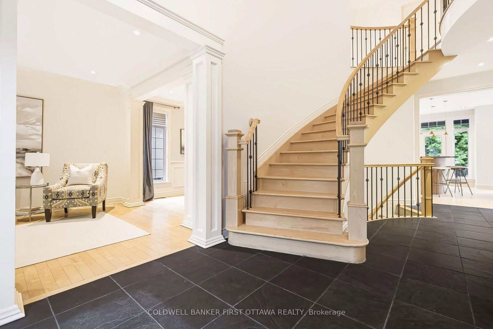 48 BERT G ARGUE Drive • Stittsville, ON photo 6