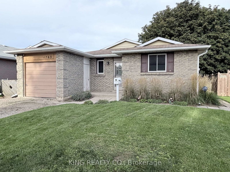 1763 Briarwood Drive W