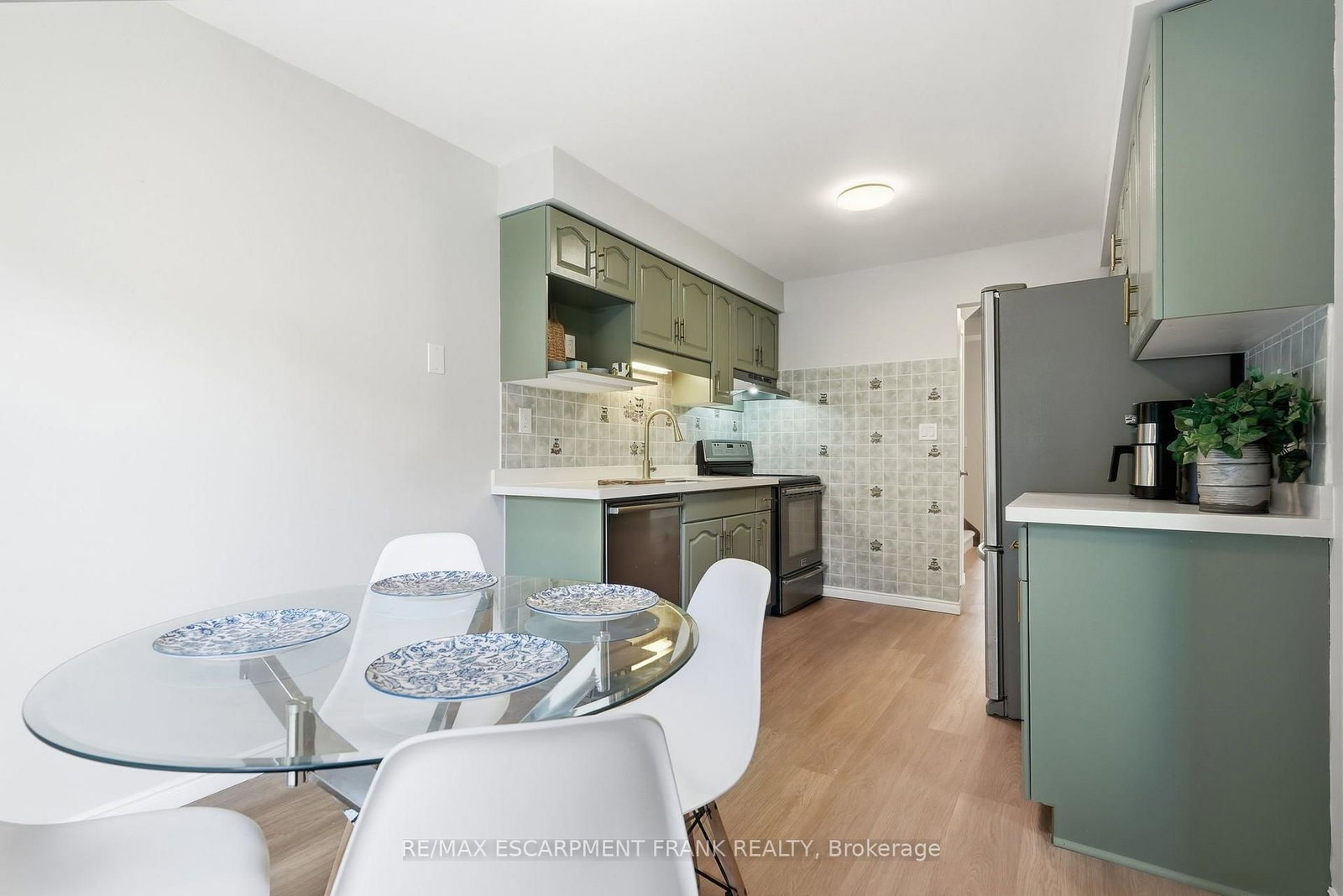 79 LYNNETTE Drive • Hamilton, ON photo 6