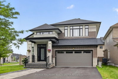 341 Serenade Cres - Photo 1
