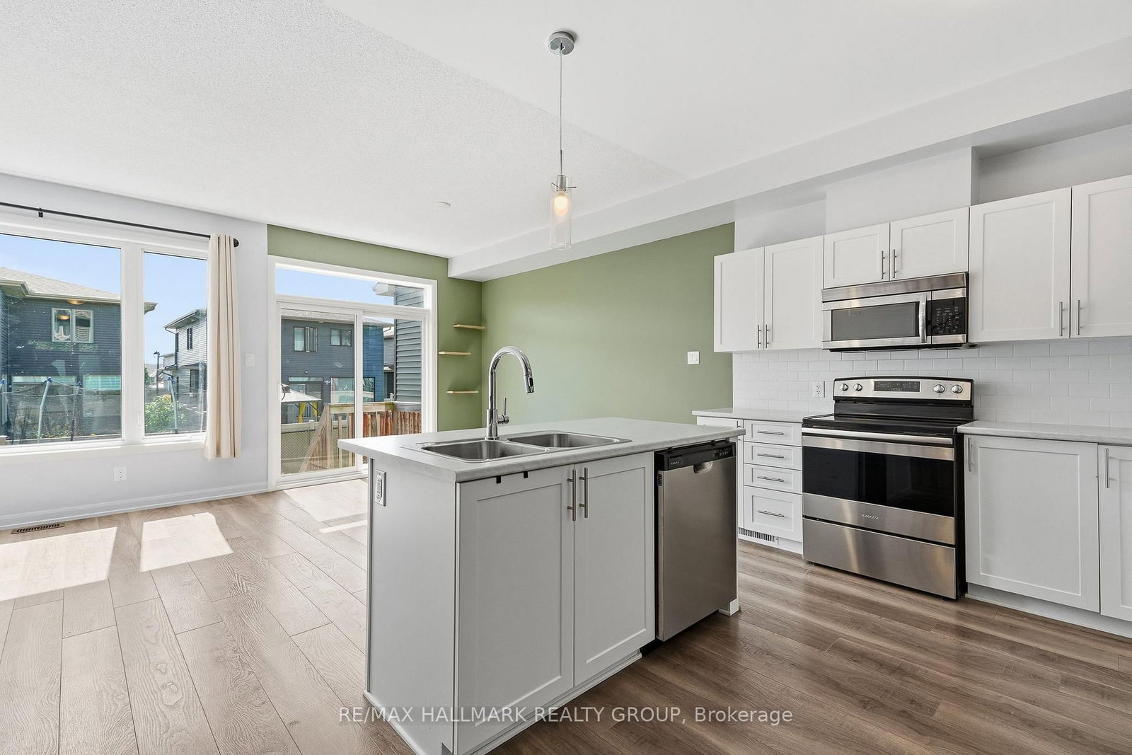140 TURQUOISE Street • Clarence-Rockland, ON photo 8