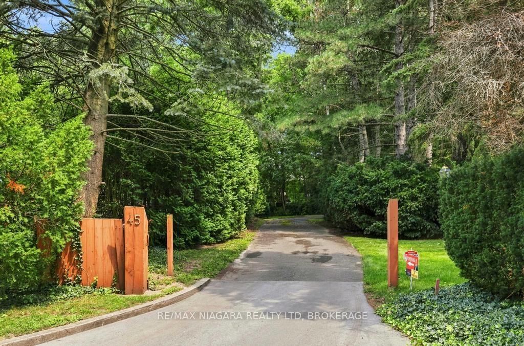 45 Port Master Drive • St. Catharines, ON photo 11