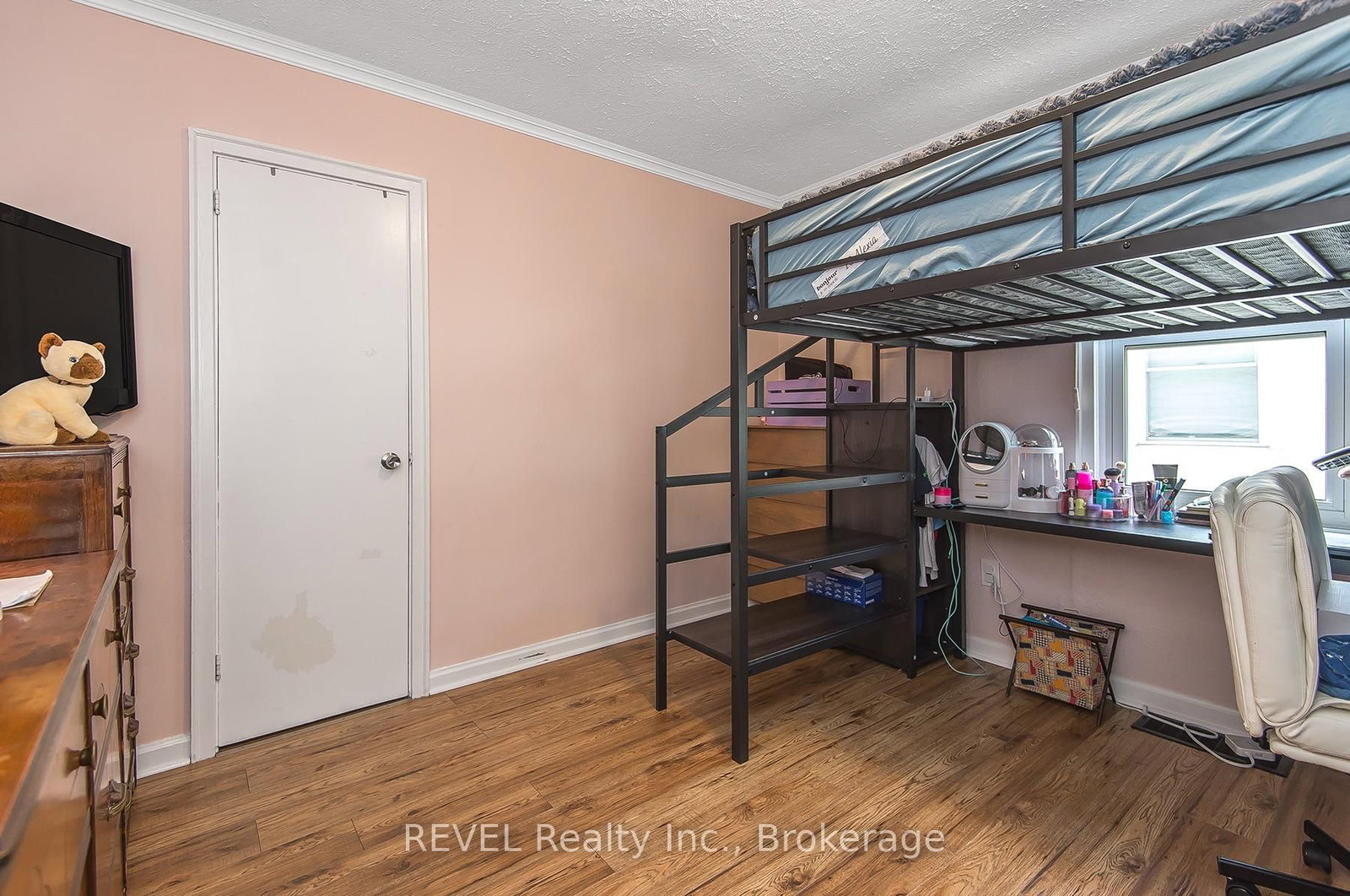 12 Garnet Street • St. Catharines, ON photo 18