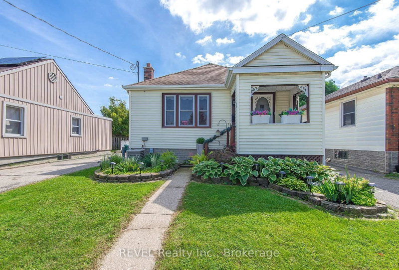 12 Garnet Street
