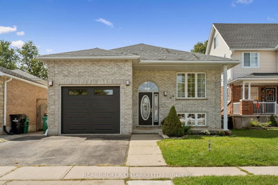 99 Langlaw Drive • Cambridge, ON photo 2