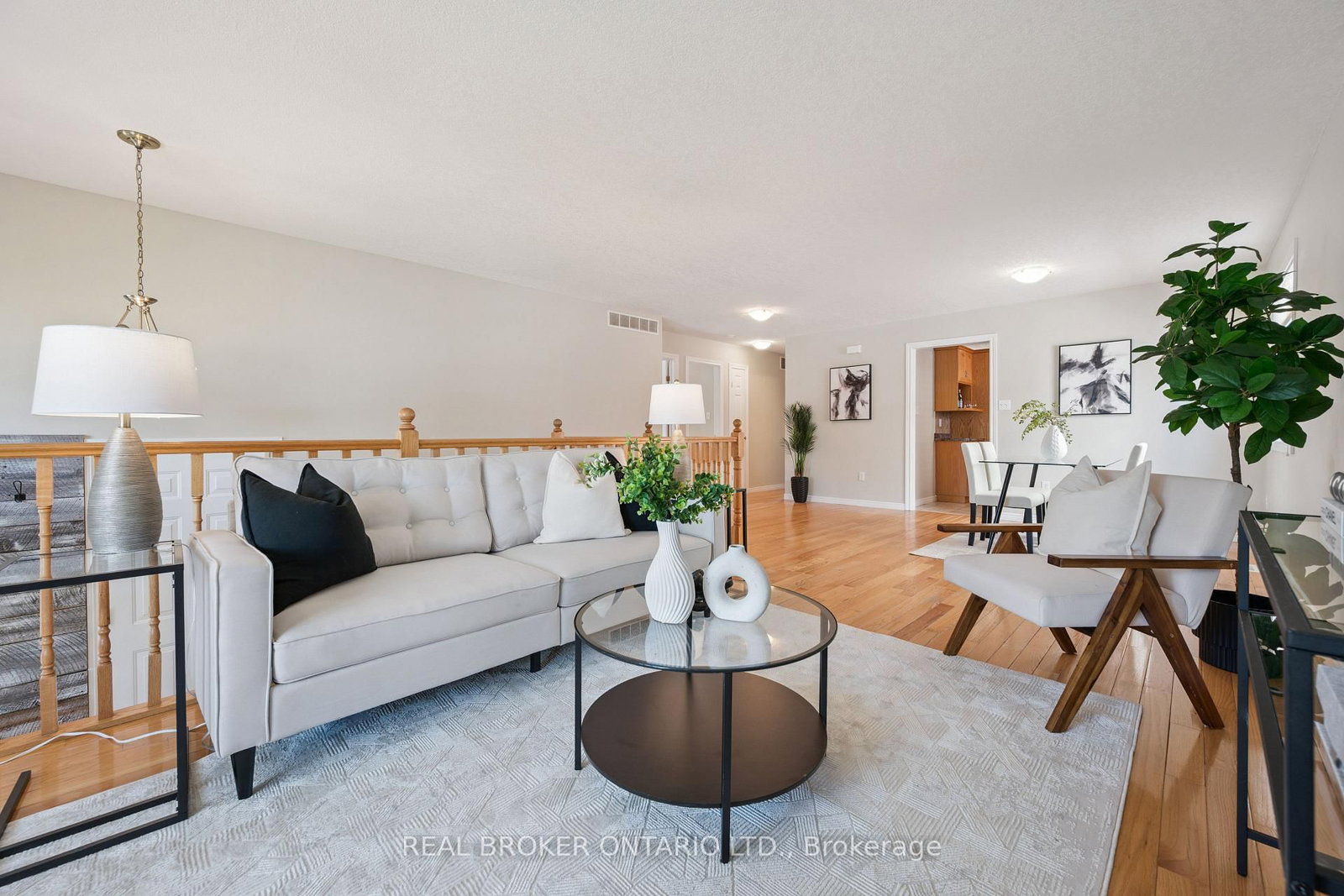 99 Langlaw Drive • Cambridge, ON photo 8
