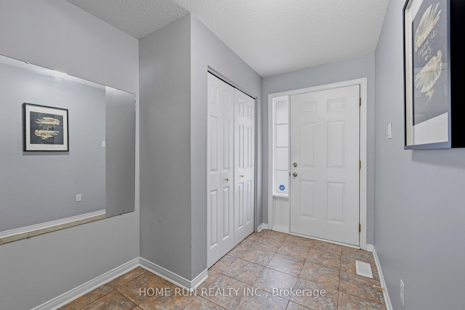 2632 Palings Private • Ottawa, ON photo 2