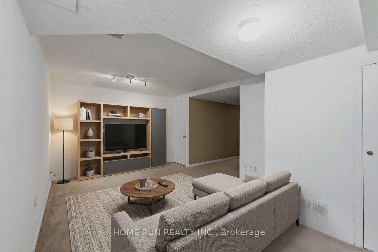2632 Palings Private • Ottawa, ON photo 41