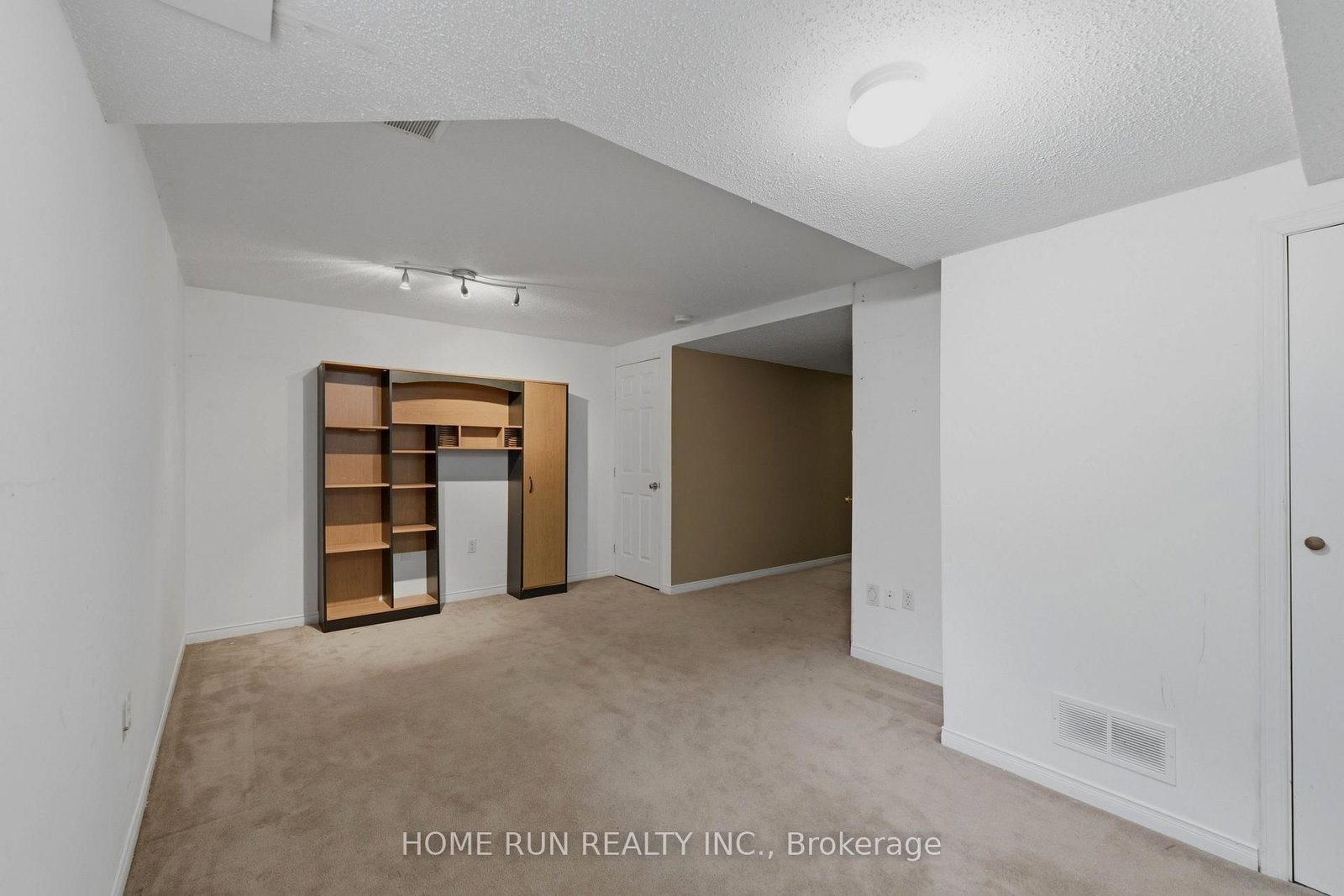 2632 Palings Private • Ottawa, ON photo 42