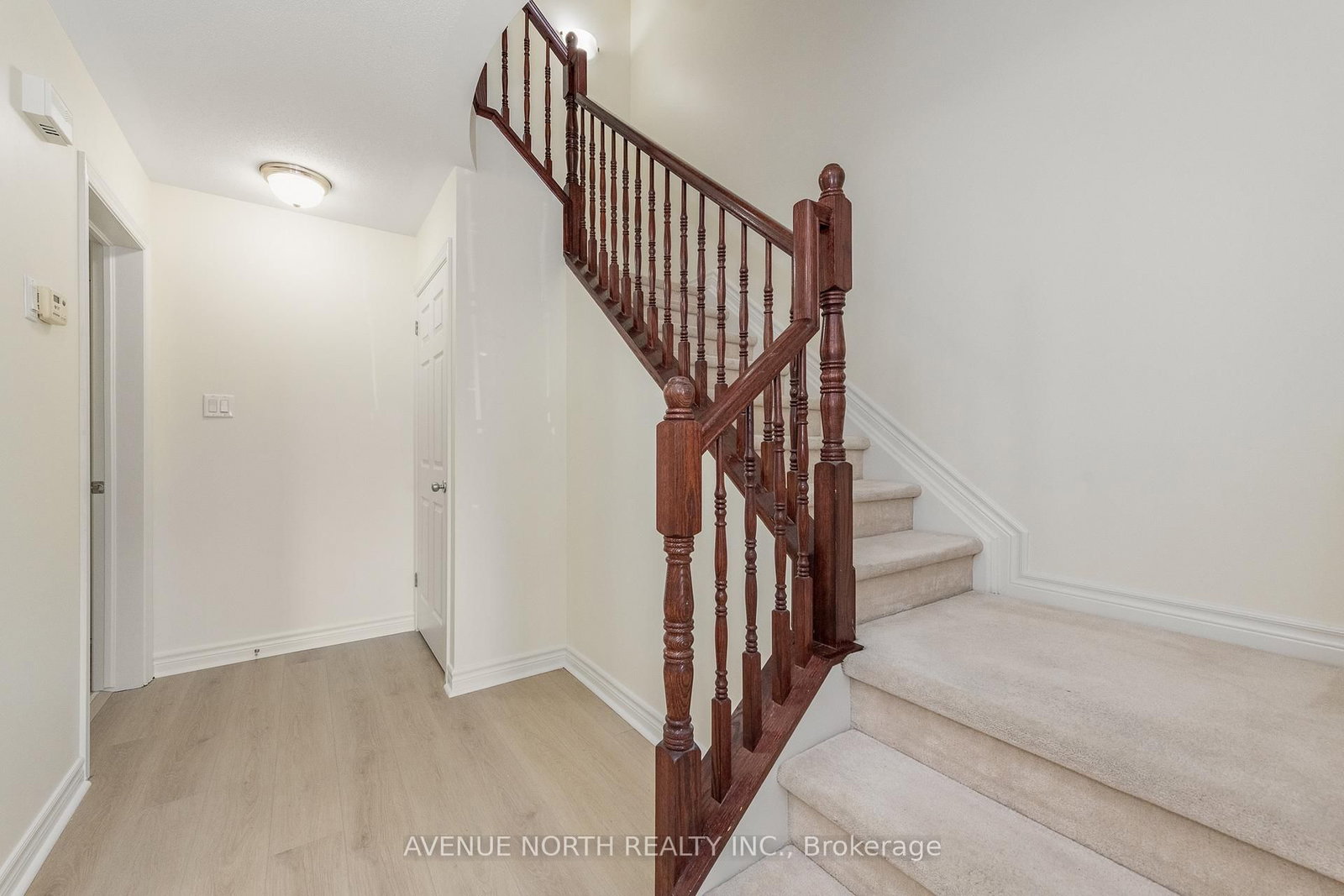 Townhouse for sale at 122B Centrepointe Drive, Ottawa, Ontario, K2G 4N6 - Centrepointe - MLS: X13763572