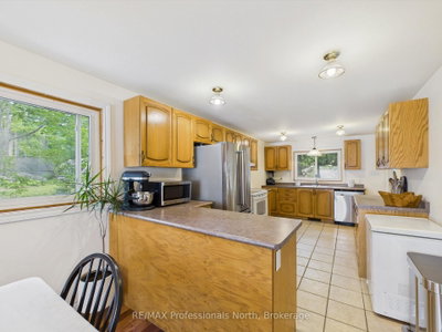 1025 Section House Road • Muskoka Lakes, ON photo 5