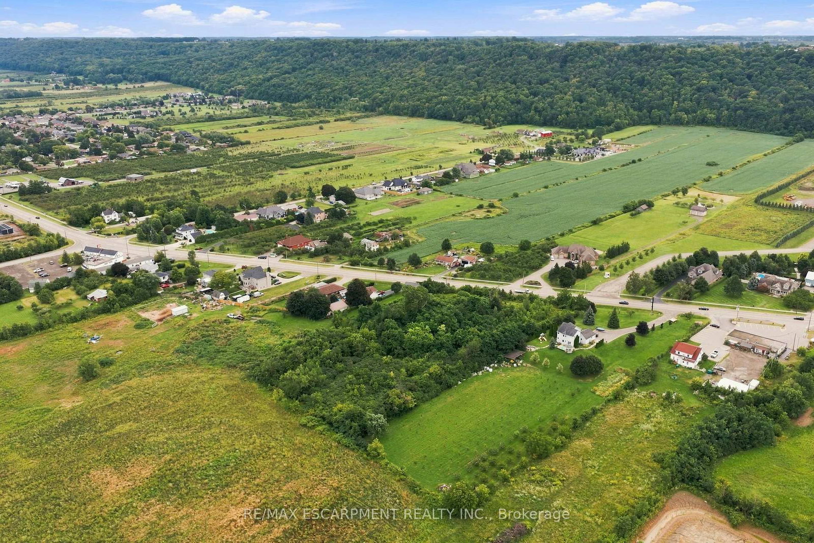 1109 HIGHWAY 8 • Hamilton, ON photo 6