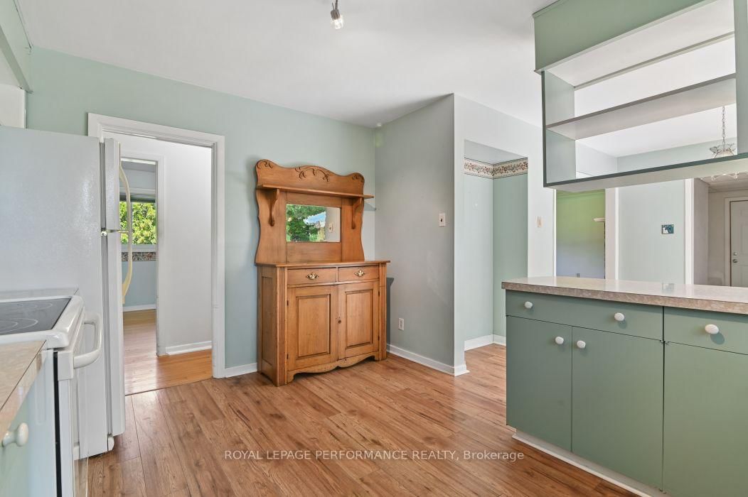 18 Honey Gables Drive • Ottawa, ON photo 14