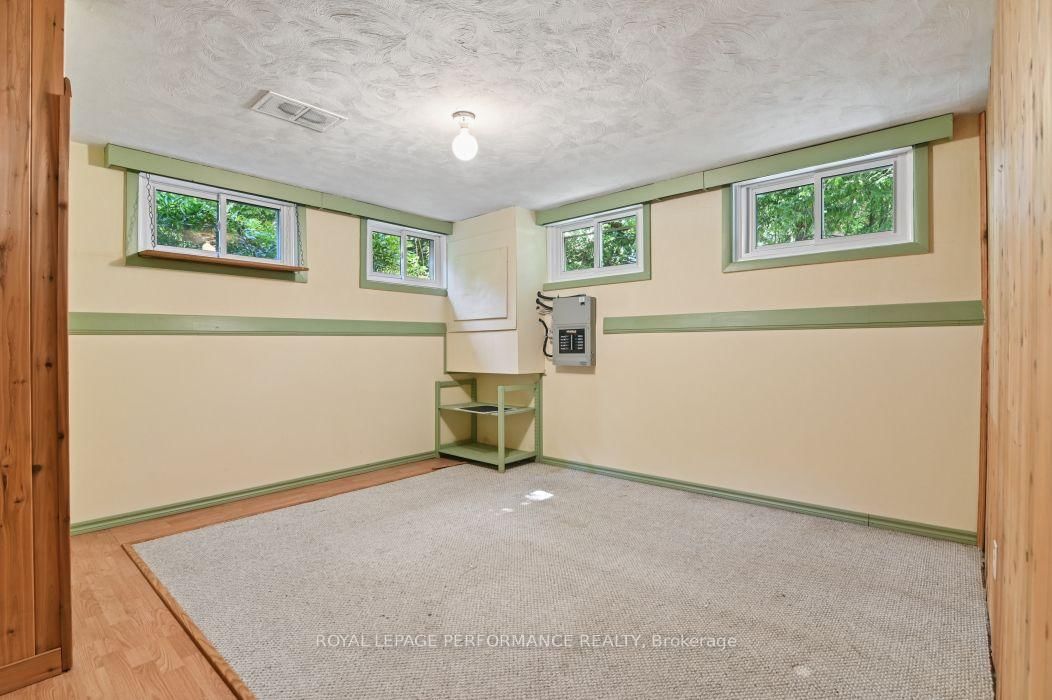 18 Honey Gables Drive • Ottawa, ON photo 25