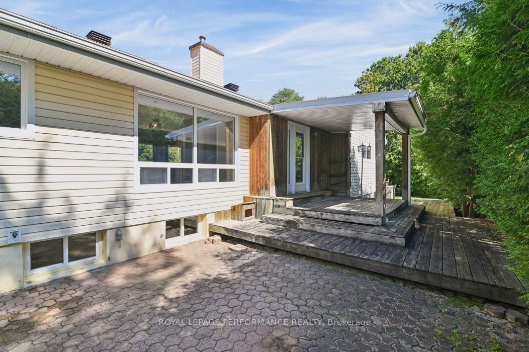 18 Honey Gables Drive • Ottawa, ON photo 27