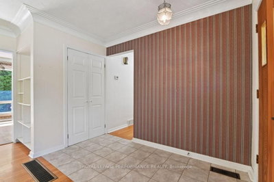 18 Honey Gables Drive • Ottawa, ON photo 4