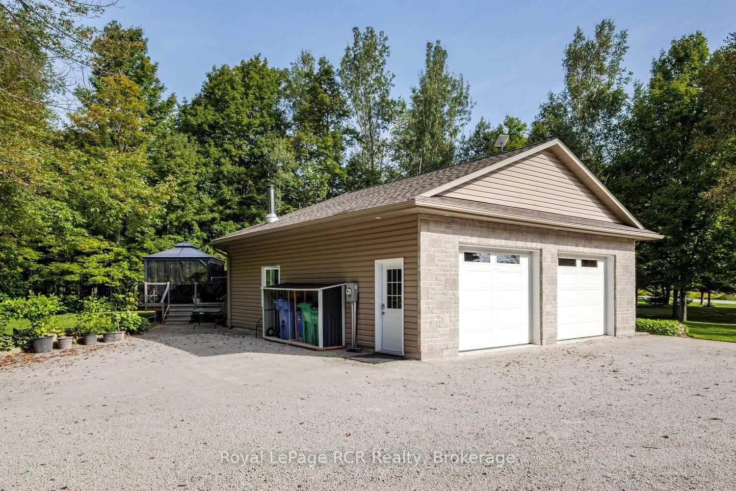 70110 Zion Church Road • Georgian Bluffs, ON photo 31