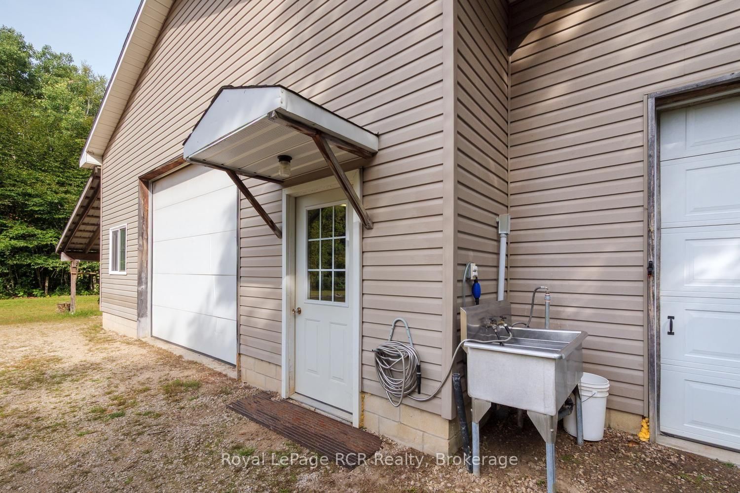70110 Zion Church Road • Georgian Bluffs, ON photo 36