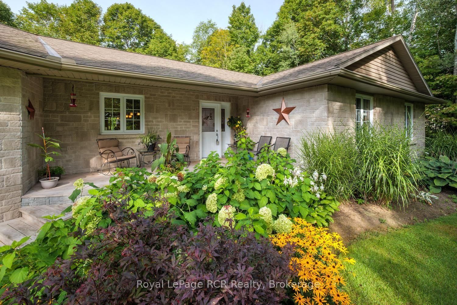 70110 Zion Church Road • Georgian Bluffs, ON photo 7