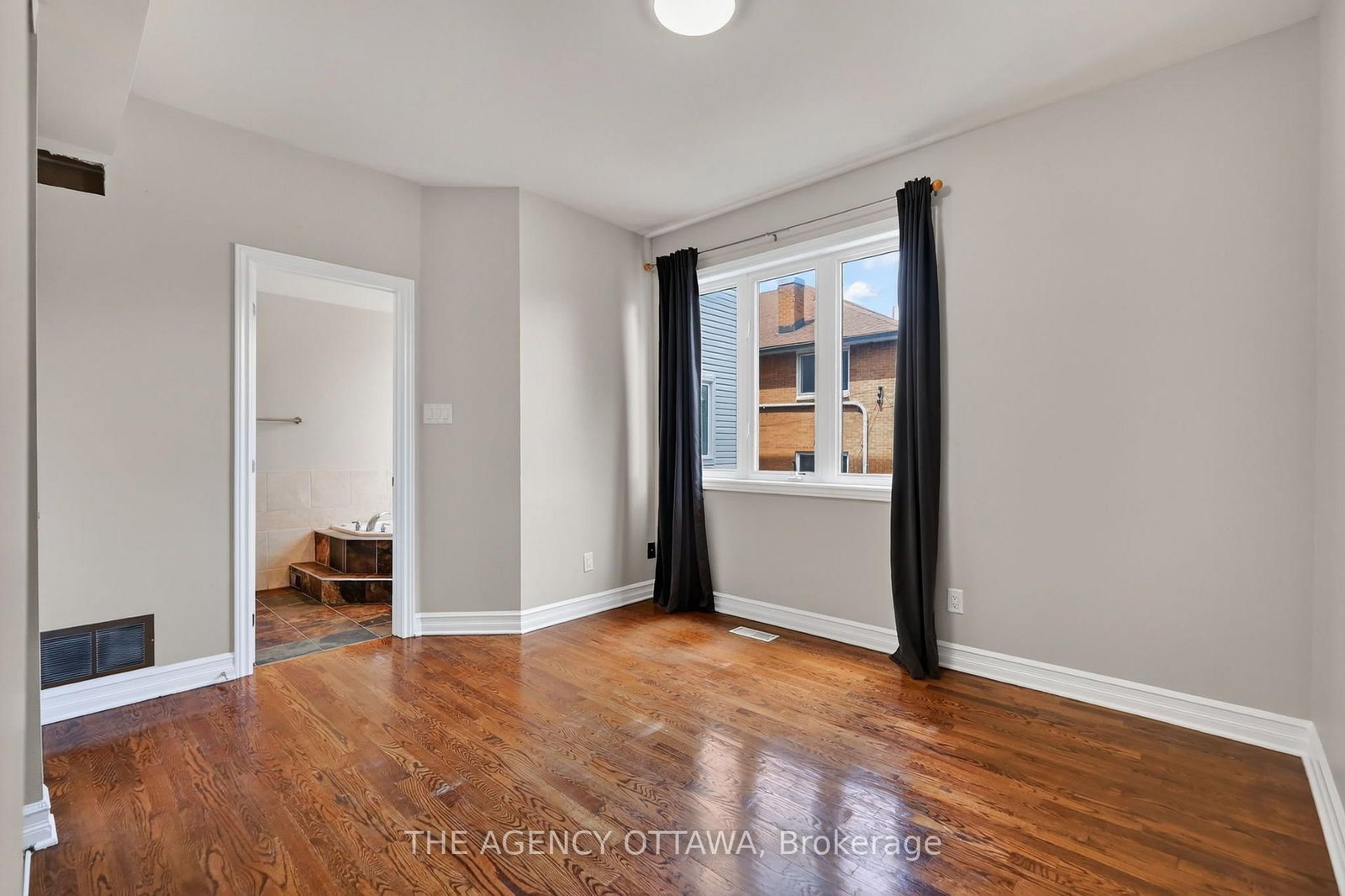 711 Churchill Avenue N • #203 • Ottawa, ON photo 25