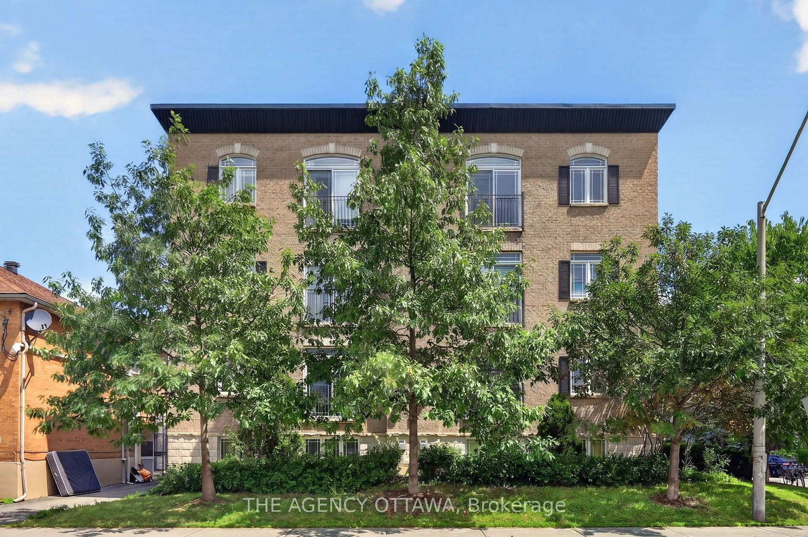 711 Churchill Avenue N • #203 • Ottawa, ON photo 3
