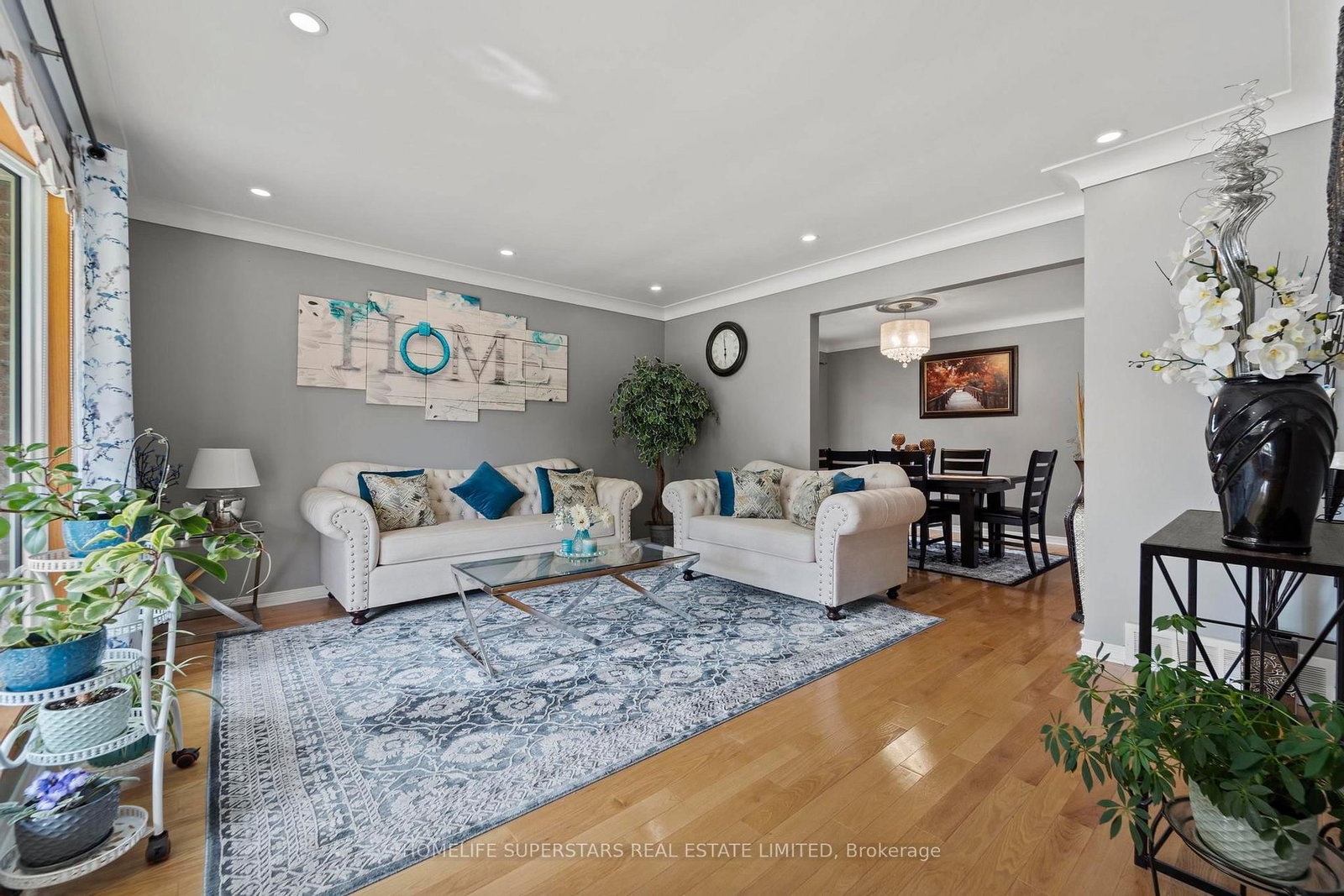9925 Holly Crescent • Windsor, ON photo 11