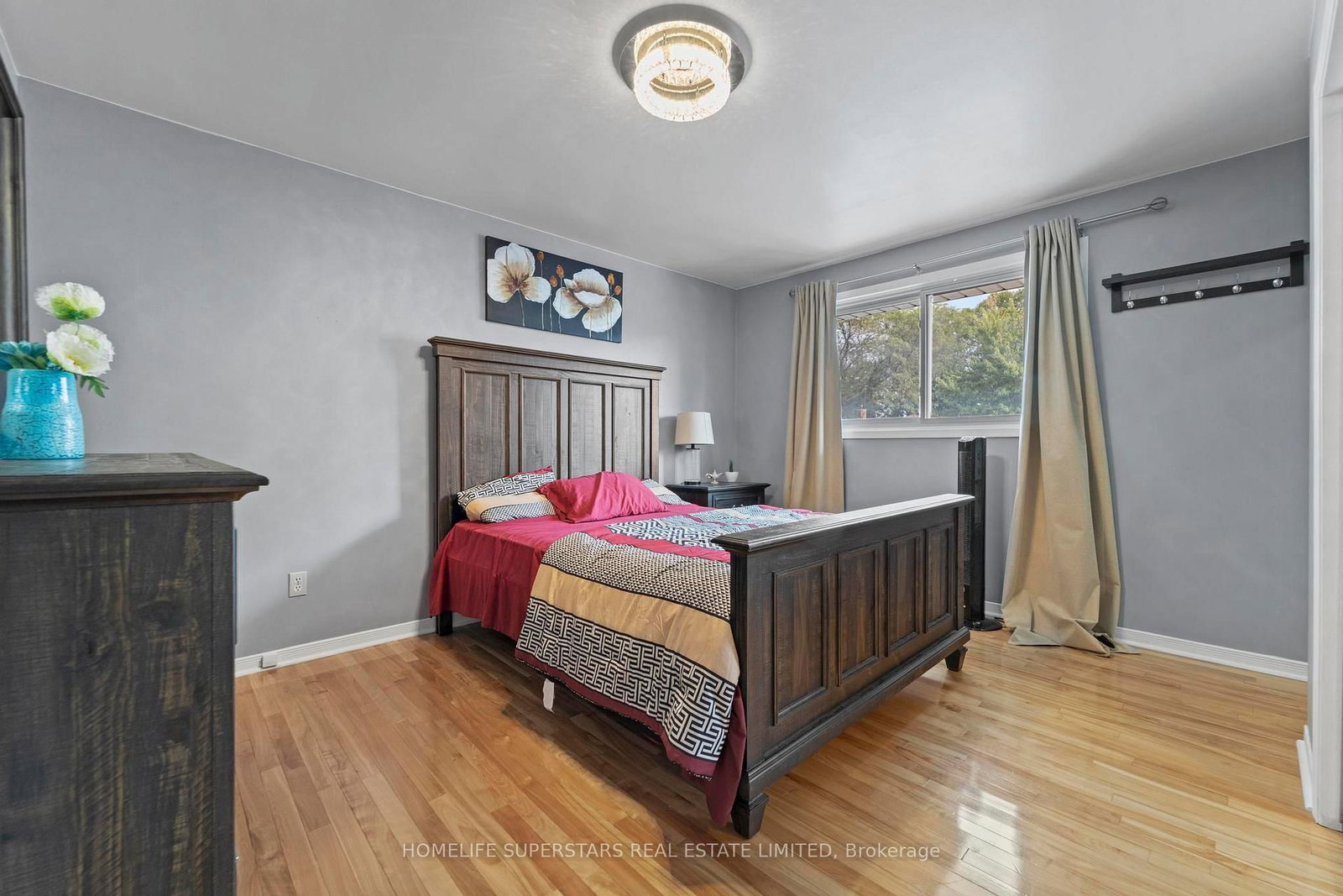 9925 Holly Crescent • Windsor, ON photo 19