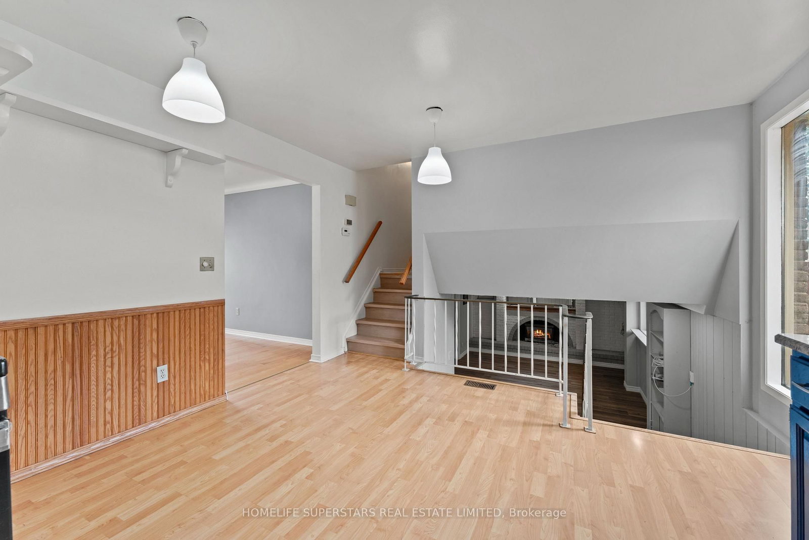 9925 Holly Crescent • Windsor, ON photo 35