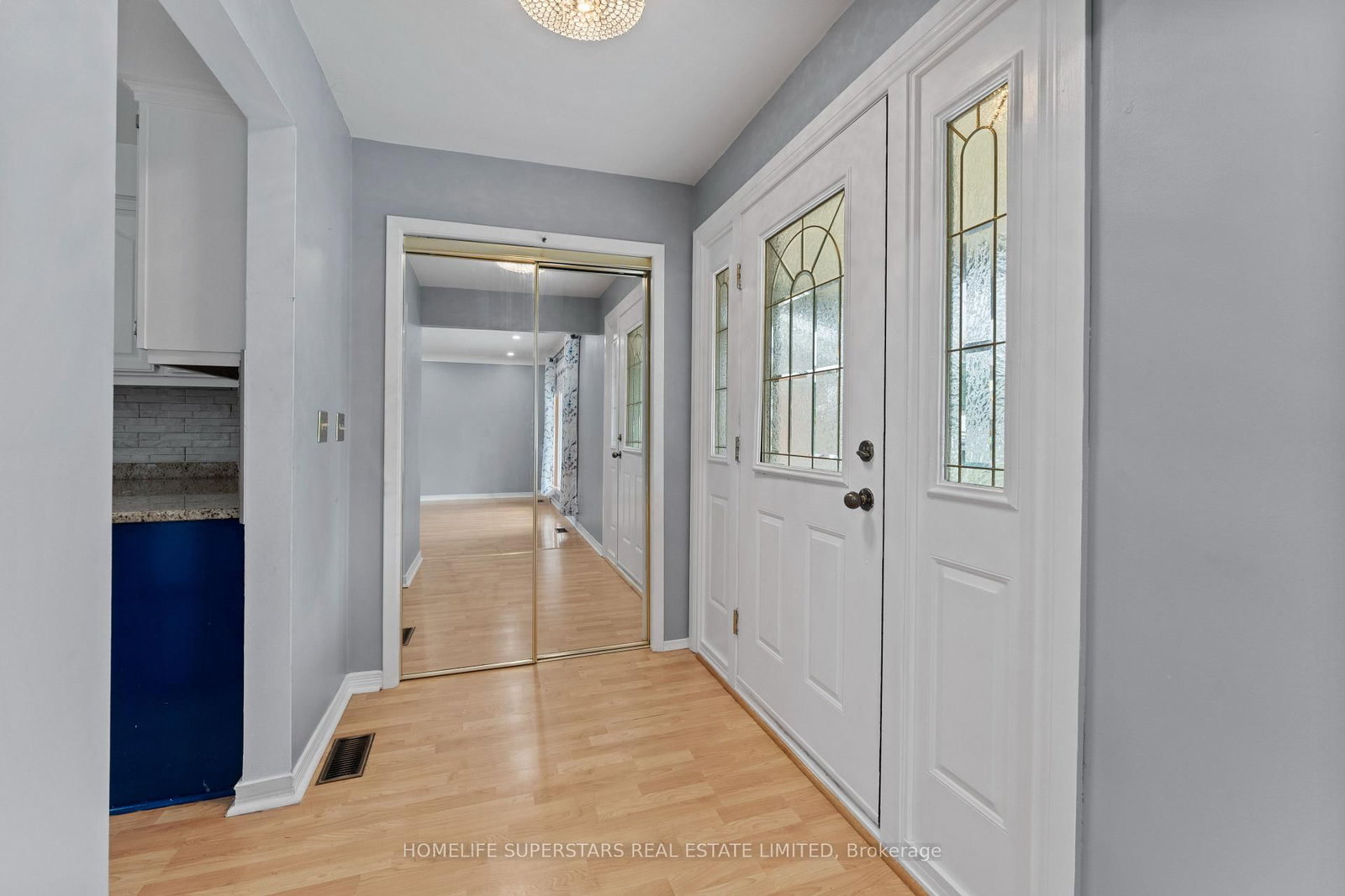 9925 Holly Crescent • Windsor, ON photo 43
