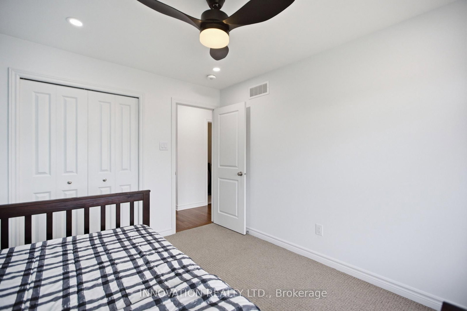 39 Hermes Avenue • Ottawa, ON photo 23