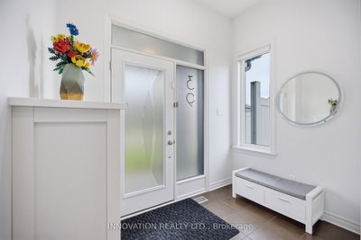 39 Hermes Avenue • Ottawa, ON photo 4