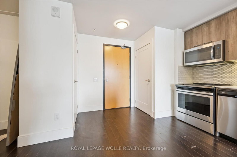 309 - 15 Prince Albert Boulevard