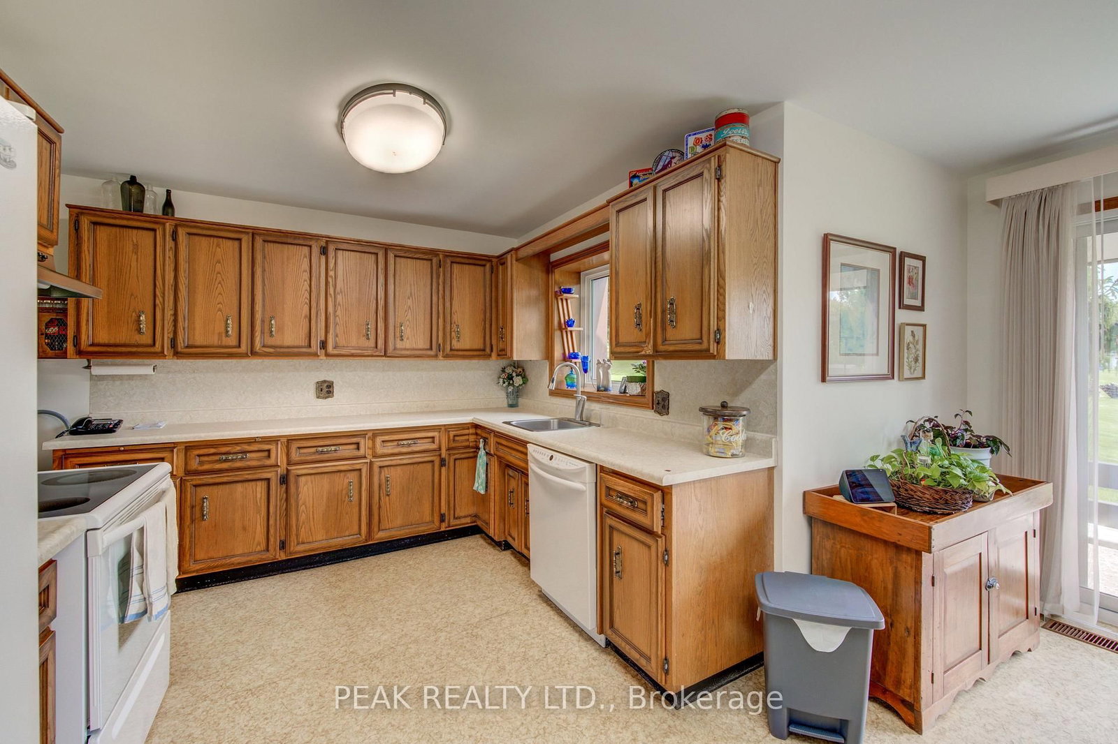 5465 King Street • Perth East, ON photo 18