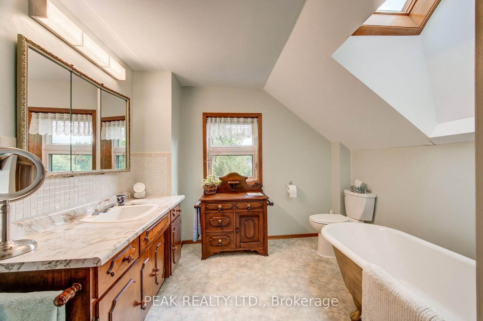5465 King Street • Perth East, ON photo 32