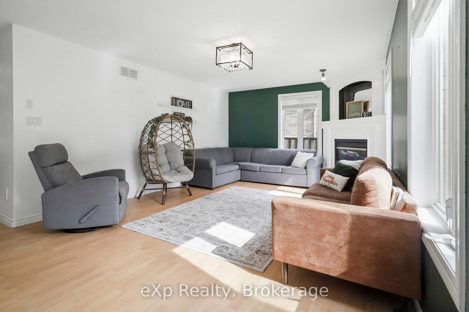 29 Maple Street • Mapleton, ON photo 13