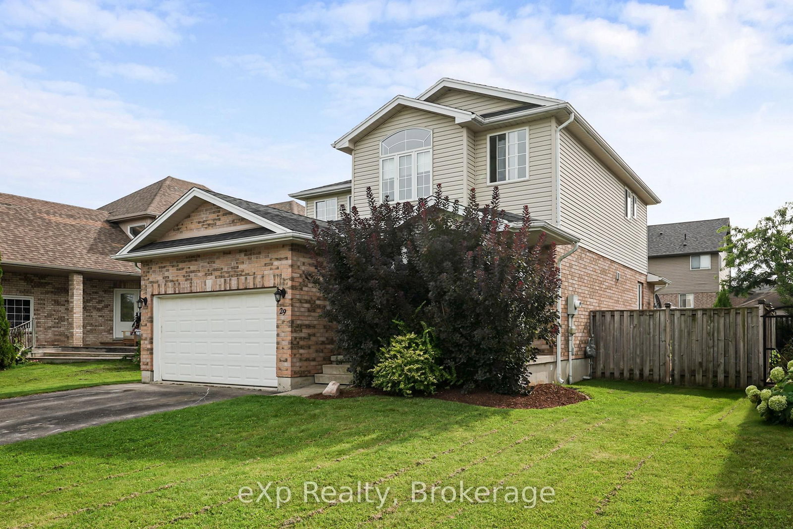 29 Maple Street • Mapleton, ON photo 43